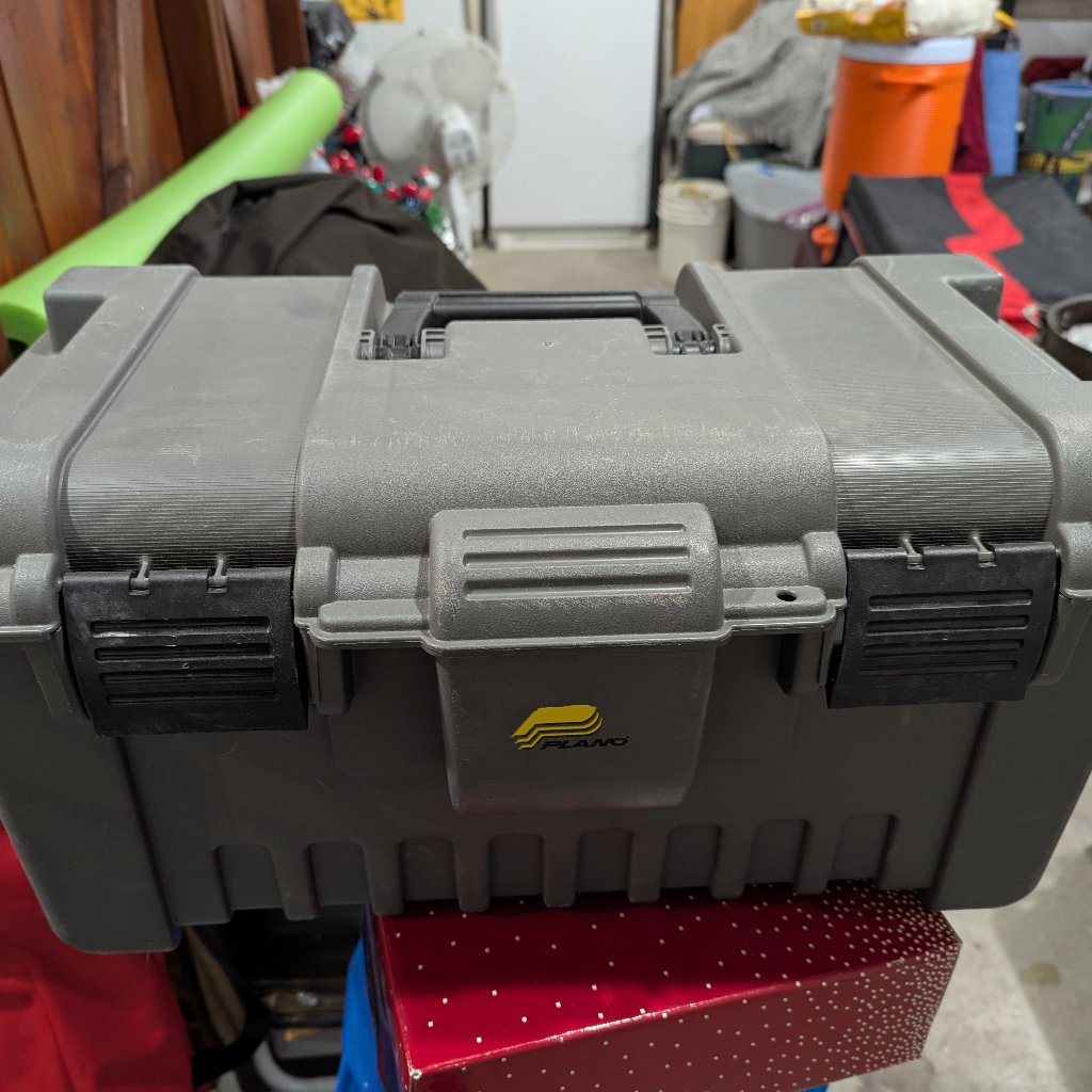 Plano 22" Tool / Painting Box